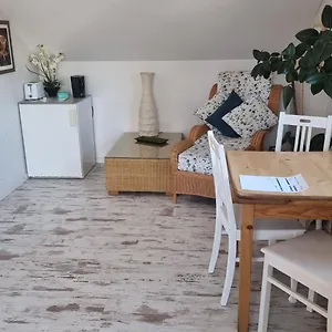 Gemütliche Im Einfamilienhaus Colonia